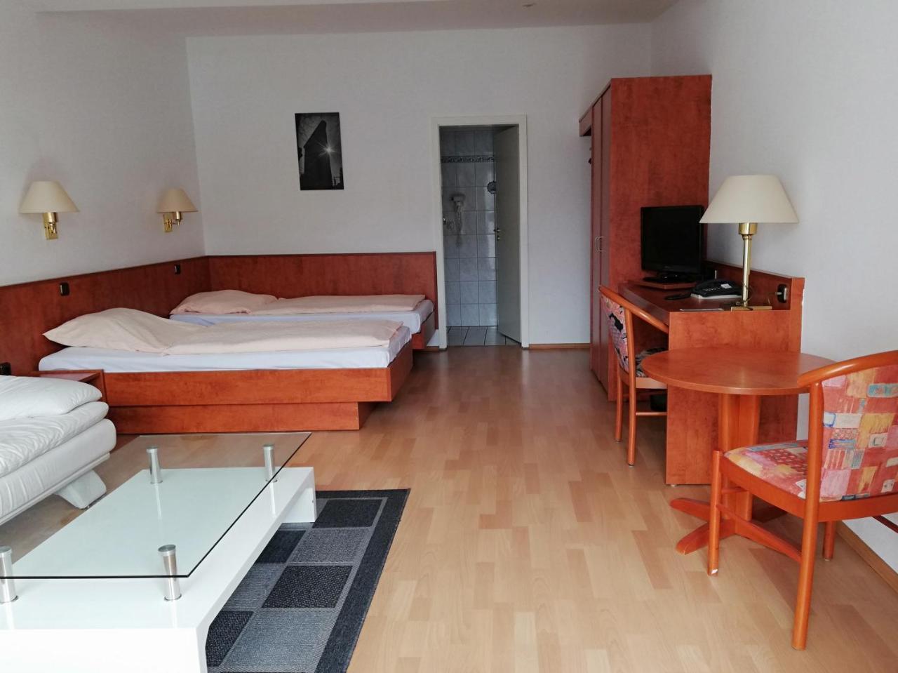 Hotel Dorfschaenke Бюдельсдорф Экстерьер фото
